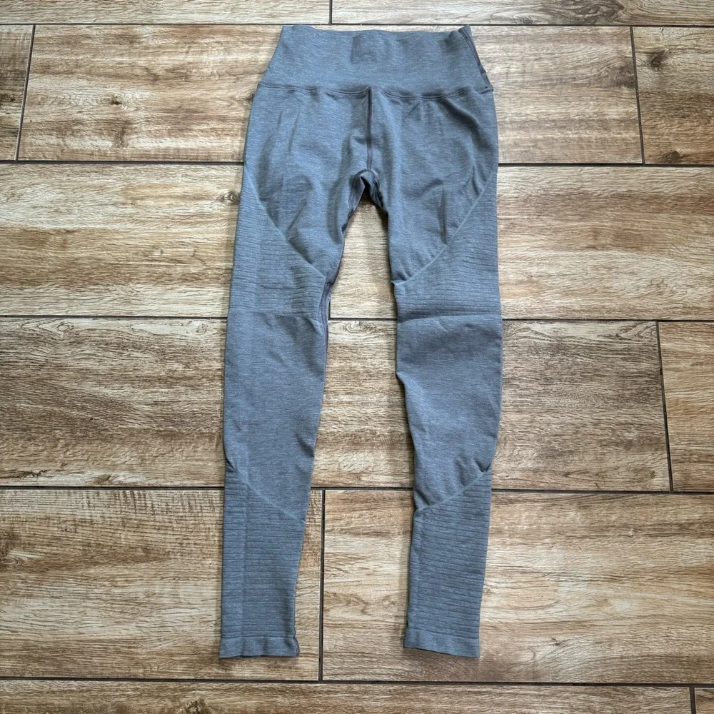 Alphalete Revival Leggings Size Medium Gray Full Length Leggings - Picture 2 of 13